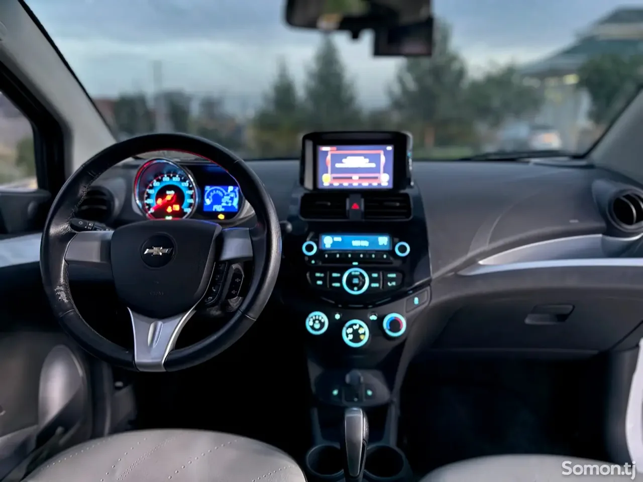 Chevrolet Spark 2014 · 1.2 AT