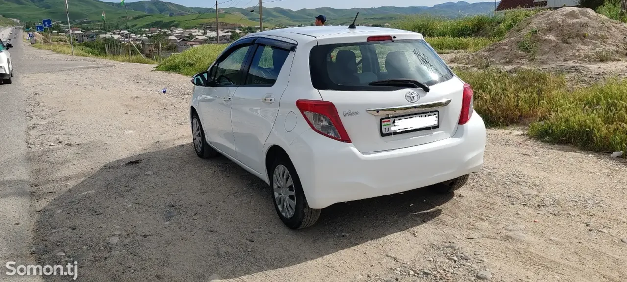 Toyota Vitz 2012 · 1.3 AT