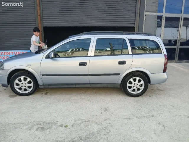 Opel Astra G 2003 · 1.6 MT