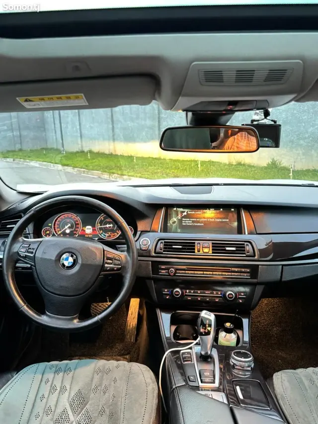 BMW 5 series 2014 · 2.0 AT