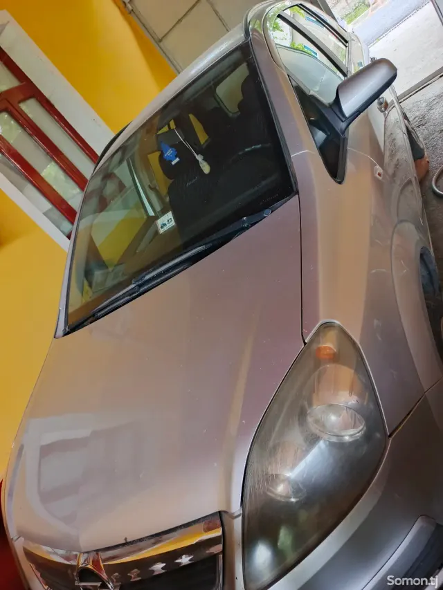 Opel Zafira 2007 · 1.7 MT