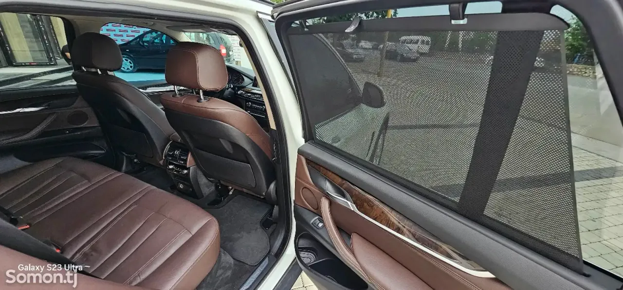 BMW X5 2014 · 3.5 AT