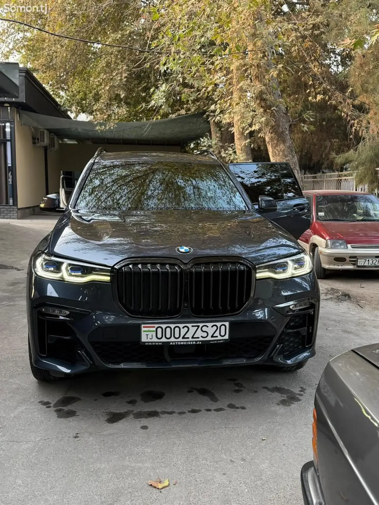 BMW X7 2021 · 4.4 AT
