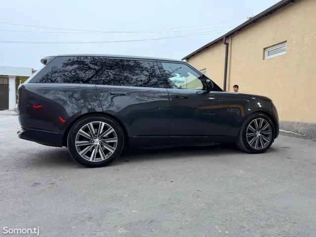 Land Rover Vogue 2025 · 3.0 AT