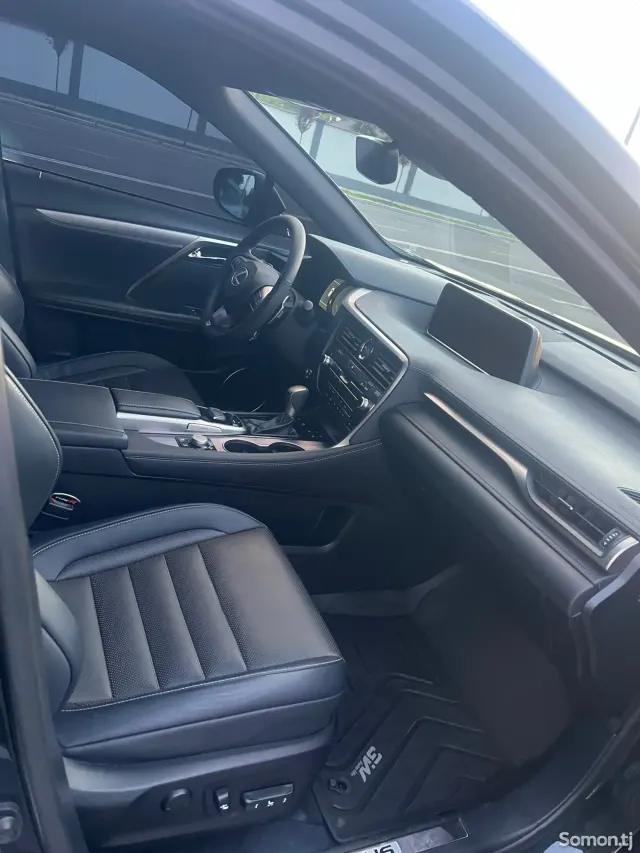 Lexus RX series 2019 · 4.5 AT