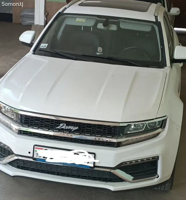 Zotye Domy X7 2018 · 2.0 AT
