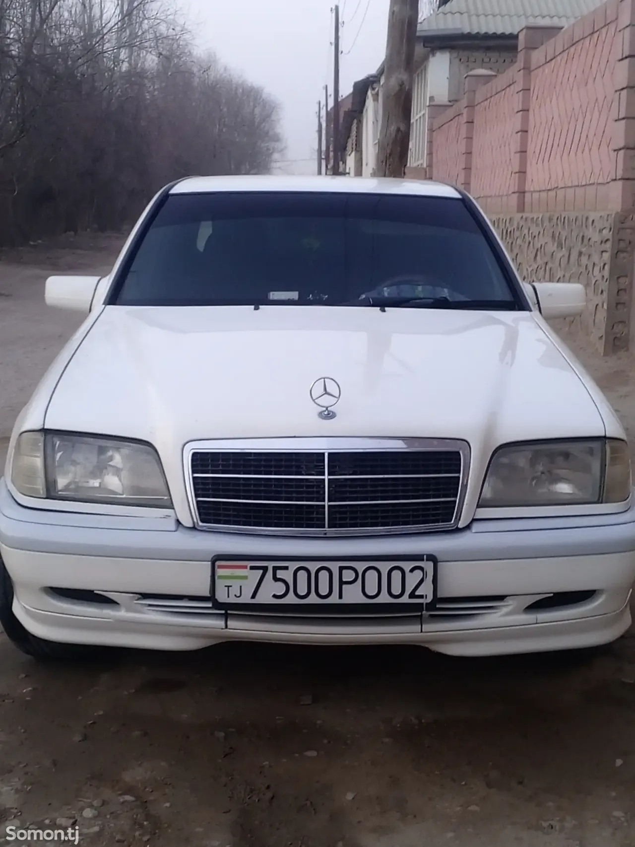Mercedes-Benz C class 1997 · 2.2 MT