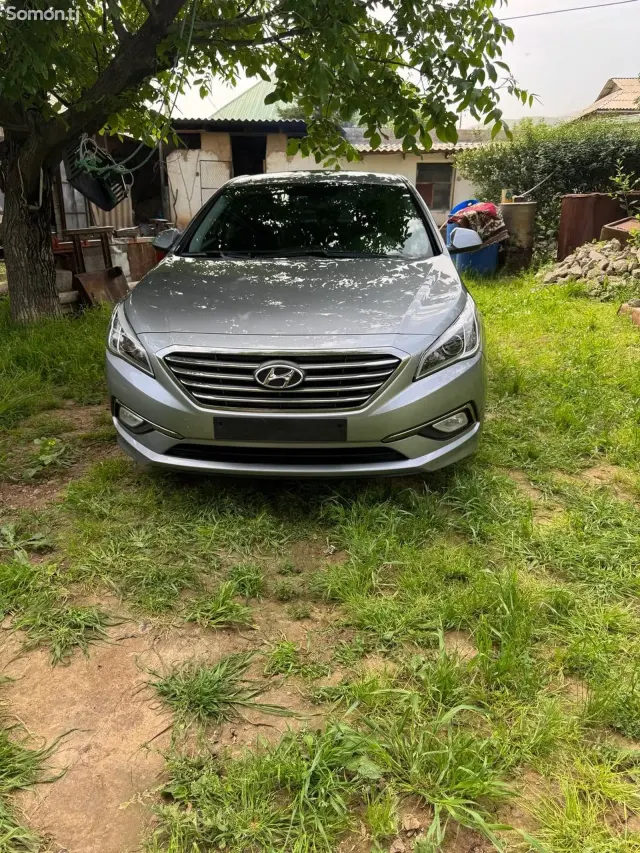 Hyundai Sonata 2015 · 2.0 AT