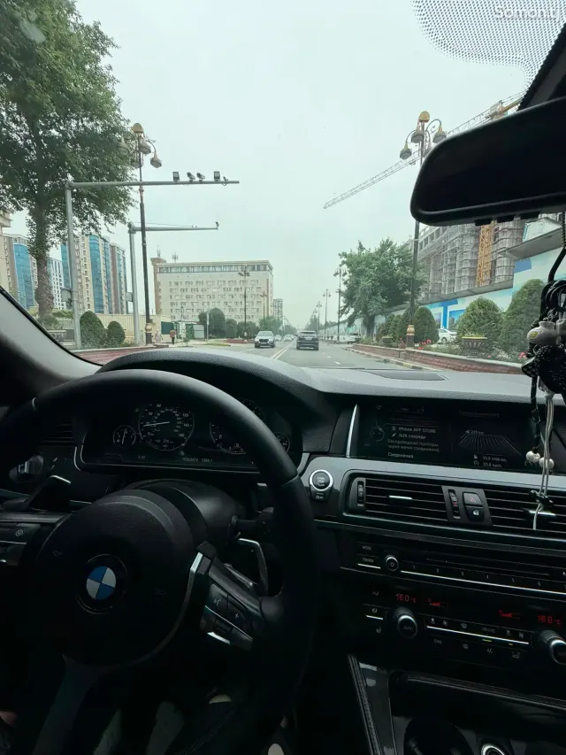 BMW M5 2014 · 2.8 AT
