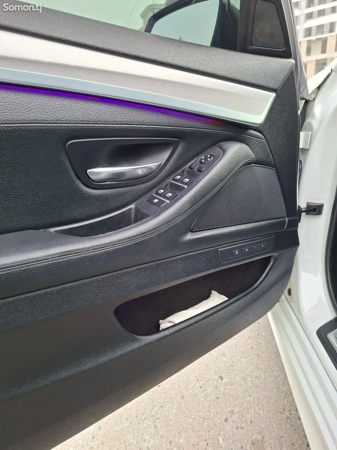 BMW 5 series 2014 · 3.0 AT