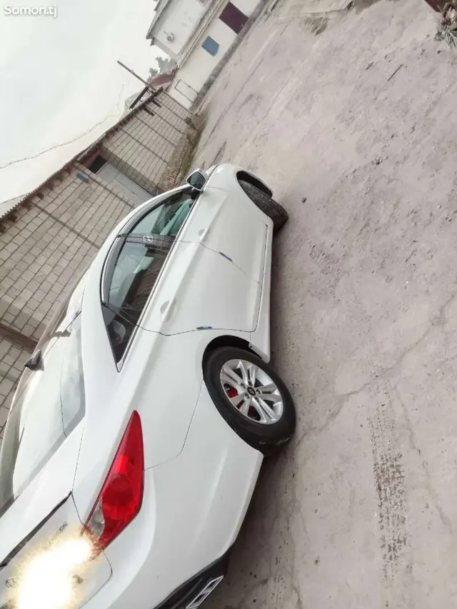 Hyundai Sonata 2011 · 2.0 AT