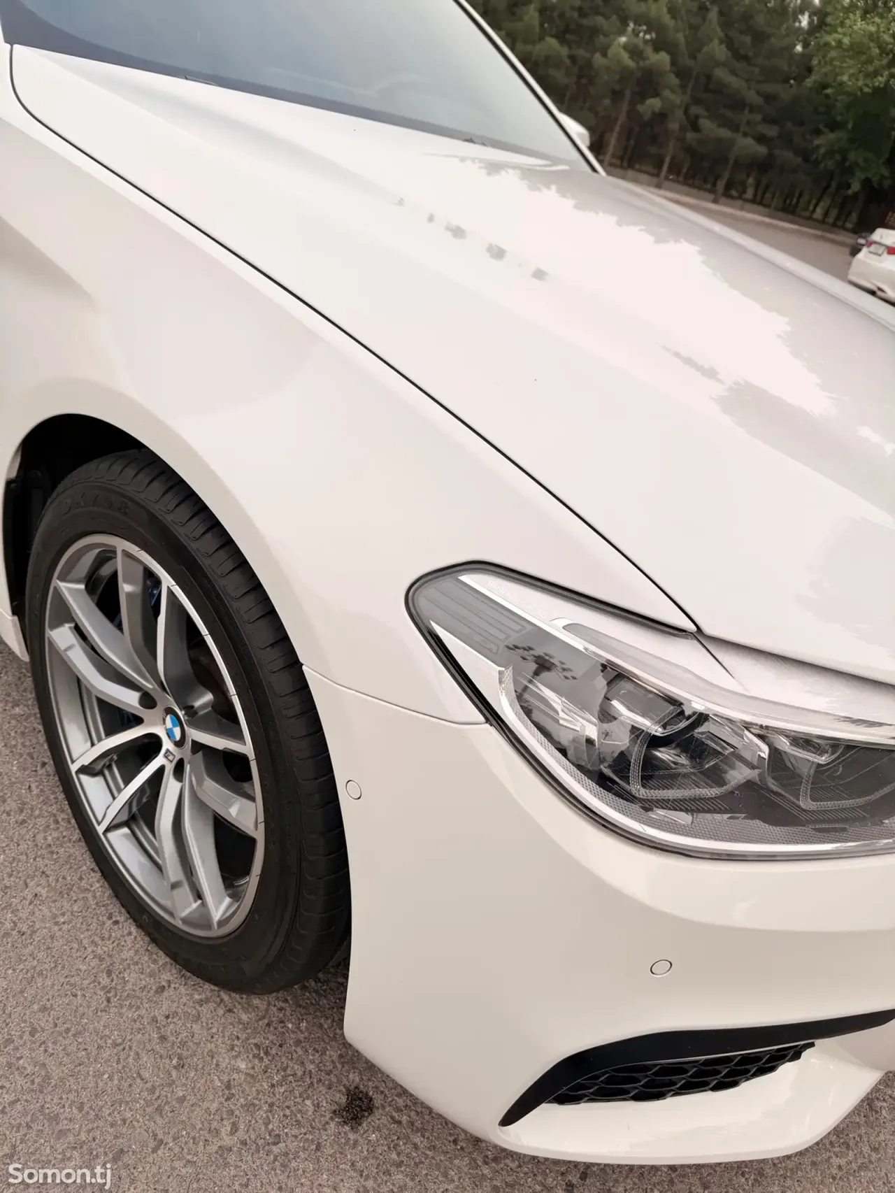 BMW 5 series 2018 · 2.0 AT