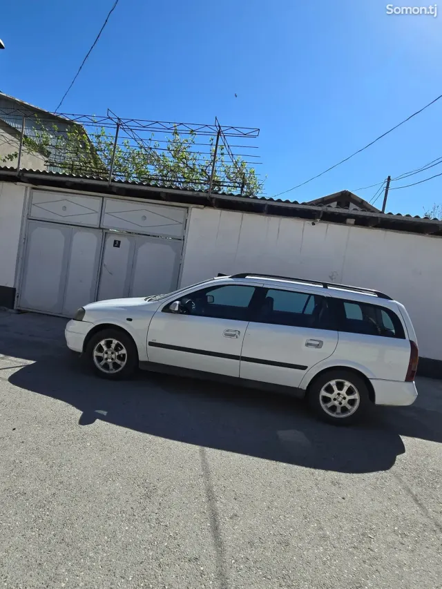 Opel Astra G 2009 · 1.6 MT
