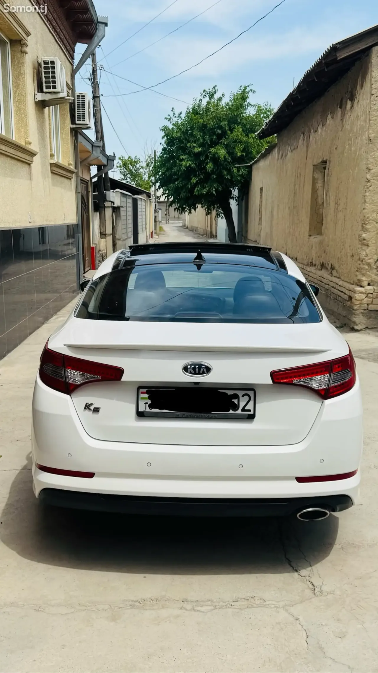 Kia K5 2011 · 2.0 AT