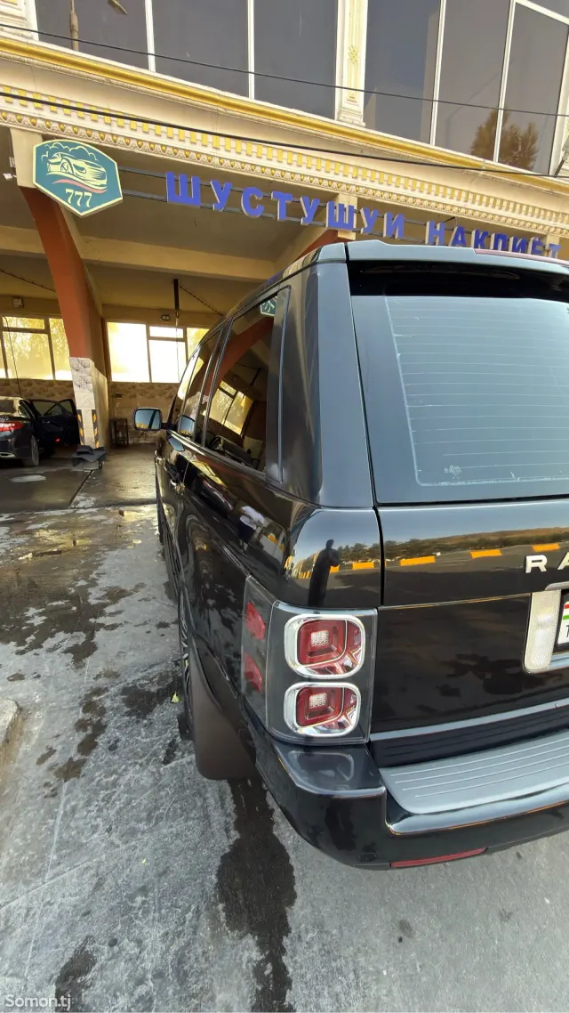 Land Rover Vogue 2011 · 4.4 AT