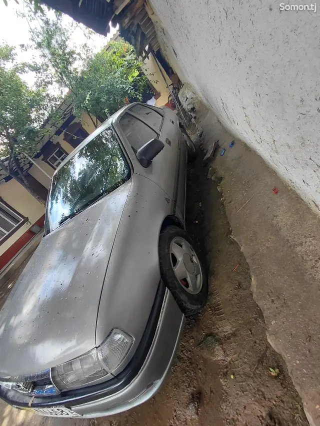 Opel Vectra A 1994 · 1.8 MT