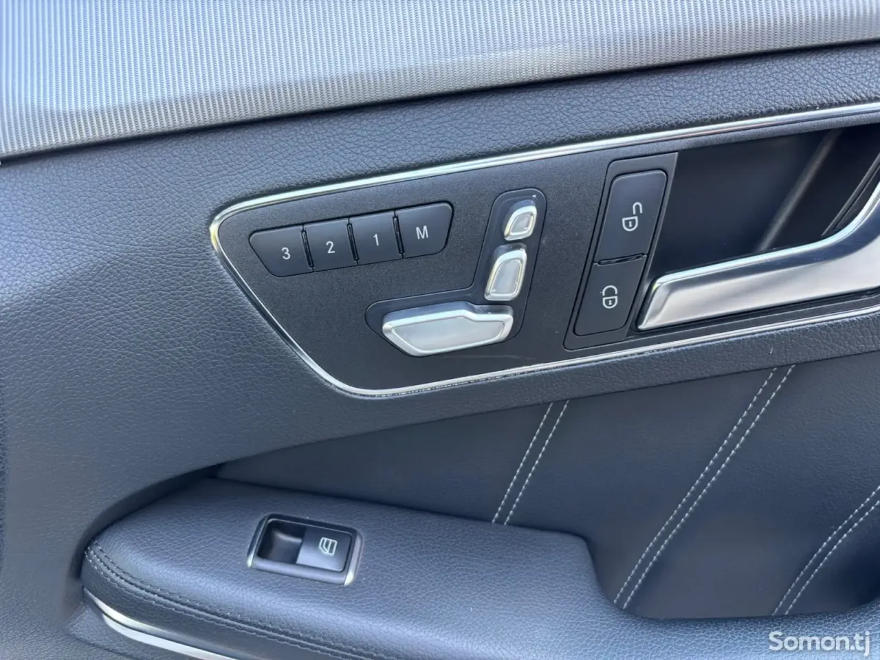 Mercedes-Benz E class 2014 · 3.0 AT