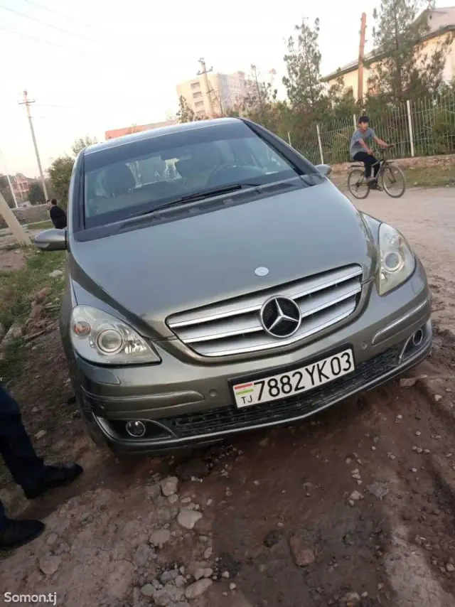 Mercedes-Benz B class 2006 · 2.0 AT
