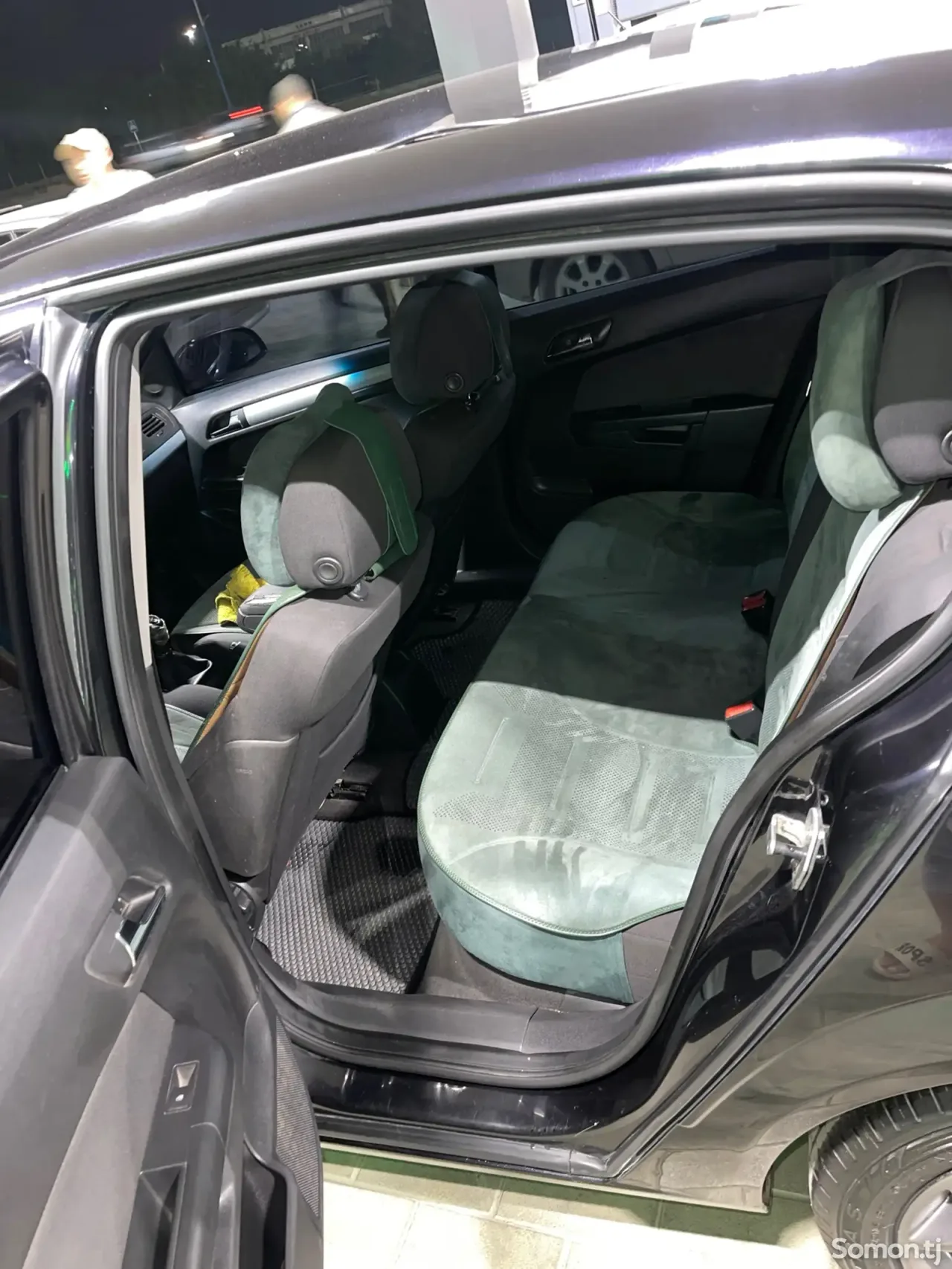 Opel Astra H 2006 · 1.8 MT