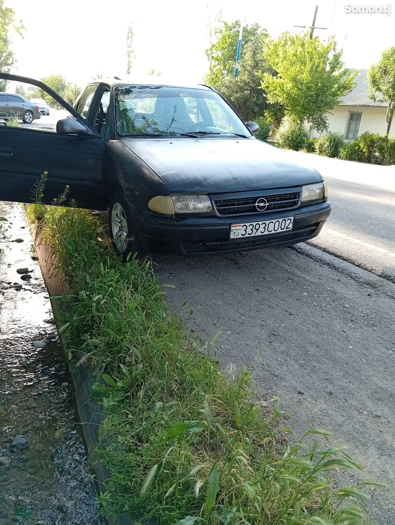 Opel Astra F 1993 · 1.6 MT