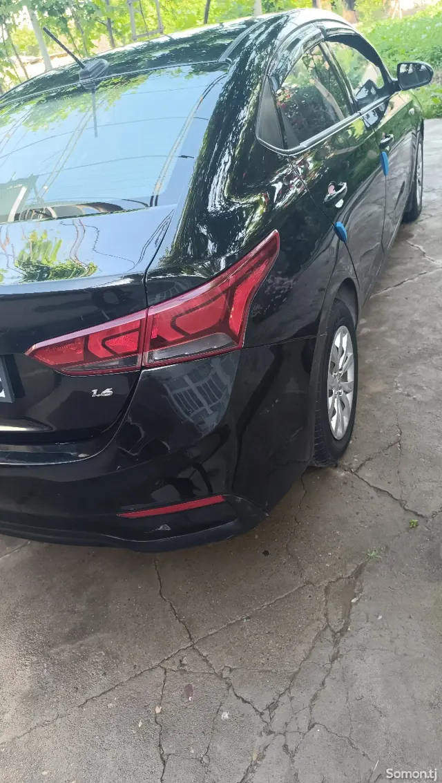 Hyundai Solaris 2020 · 1.6 AT