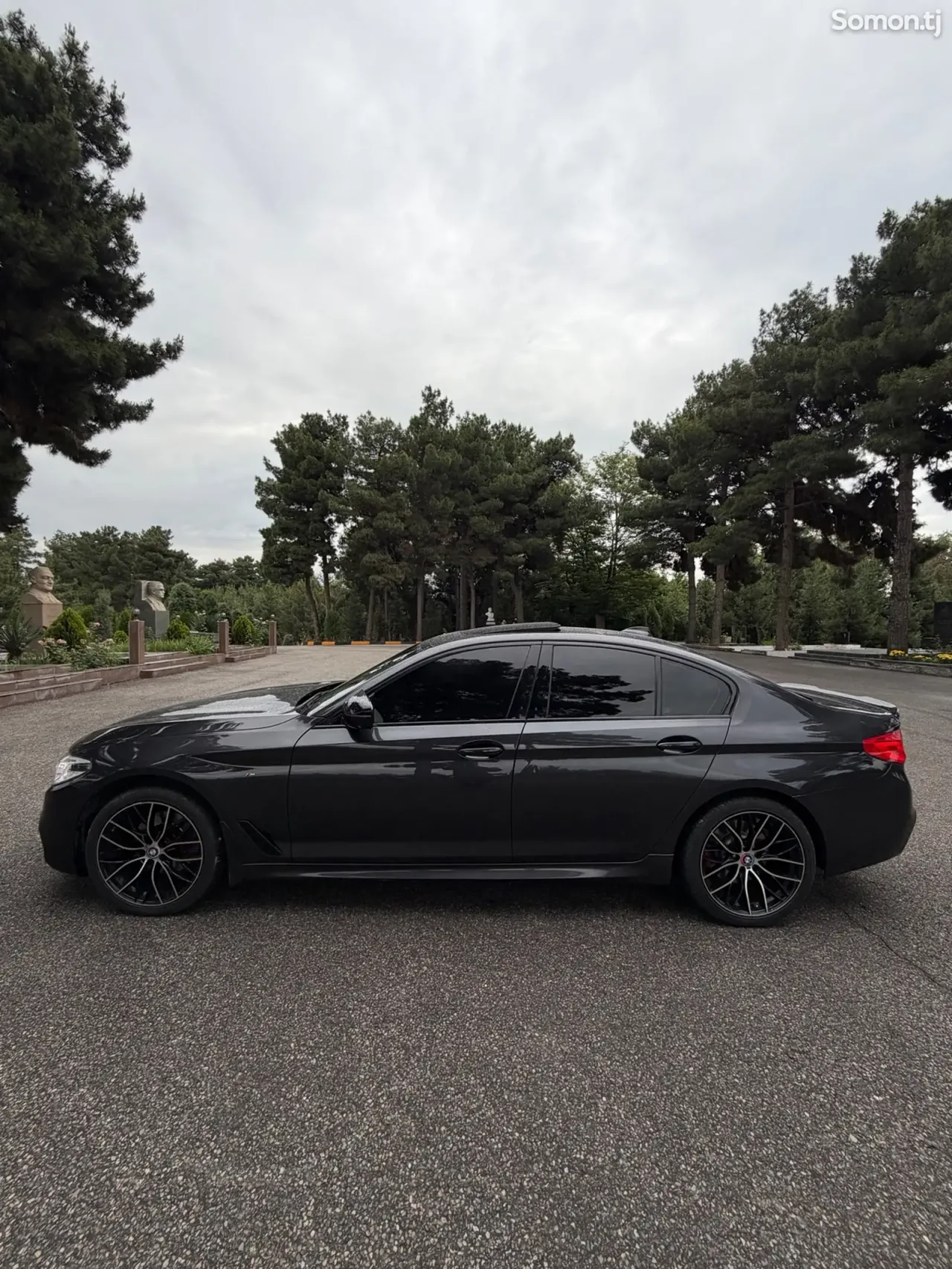BMW 5 series 2017 · 2.0 AT