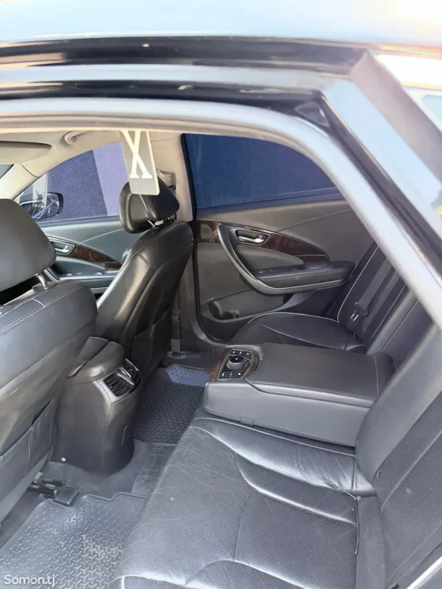Hyundai Aslan 2014 · 3.0 AT