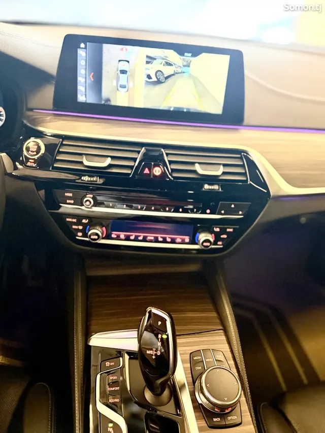BMW 5 series 2017 · 2.0 AT