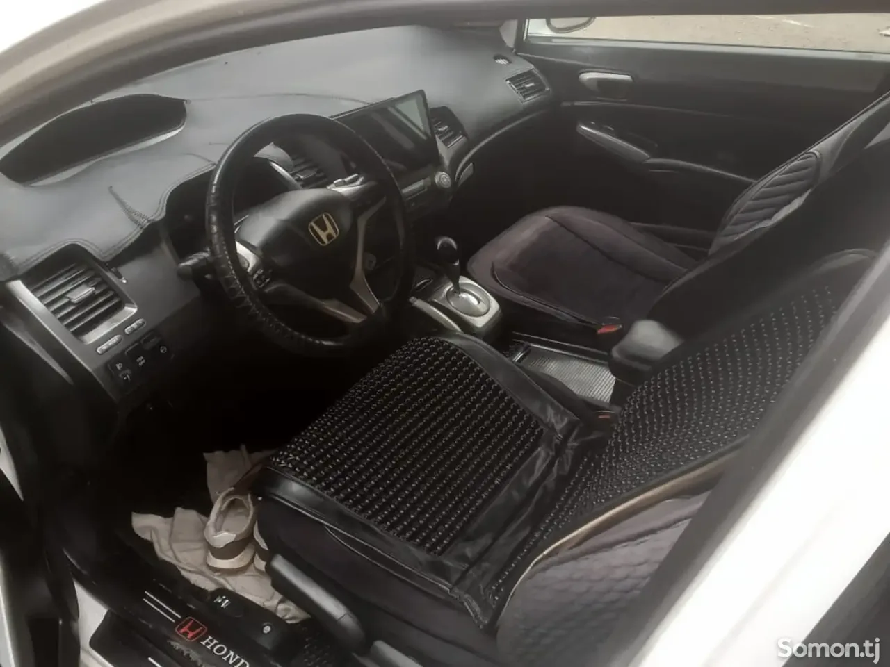 Honda Civic 2008 · 1.8 AT