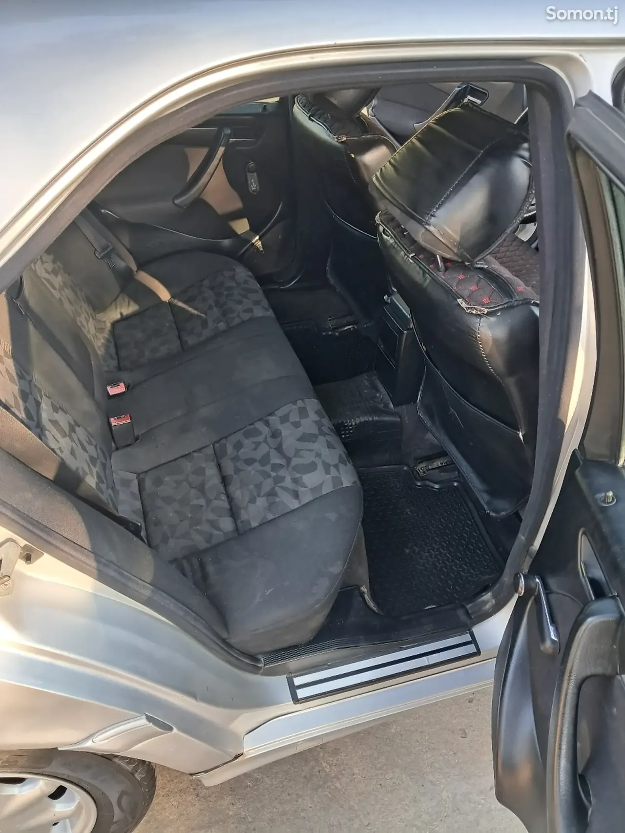 Mercedes-Benz C class 1999 · 2.0 AT