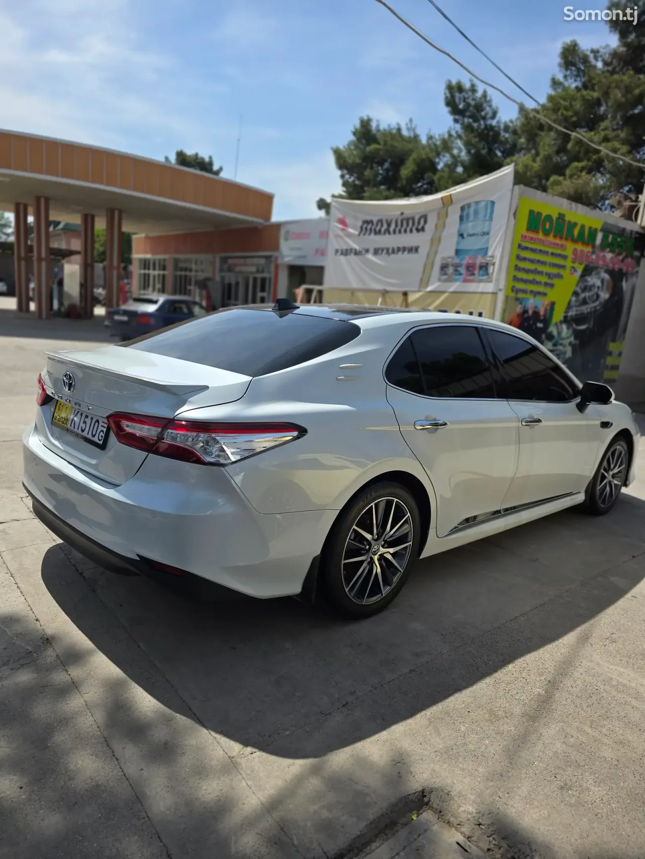 Toyota Camry 2020 · 2.5 AT