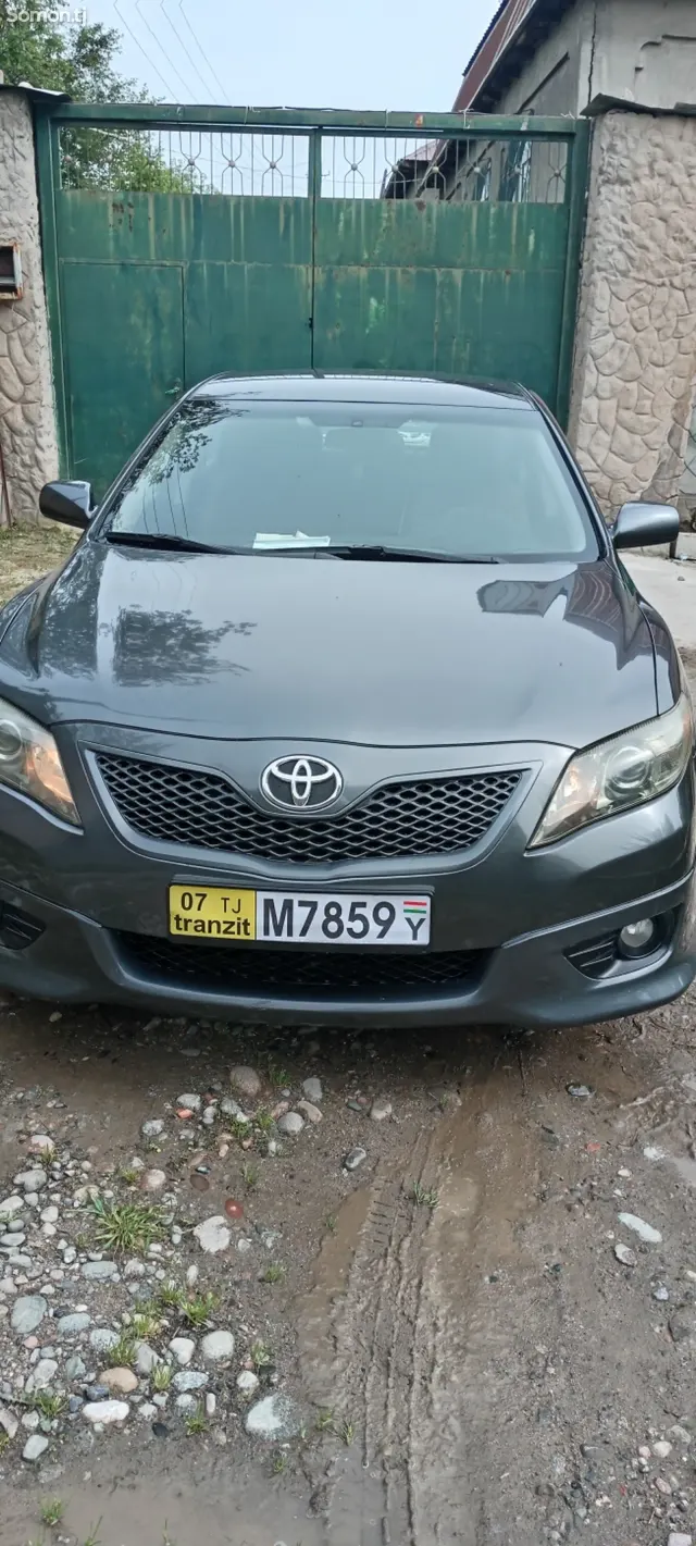 Toyota Camry 2010 · 2.5 AT