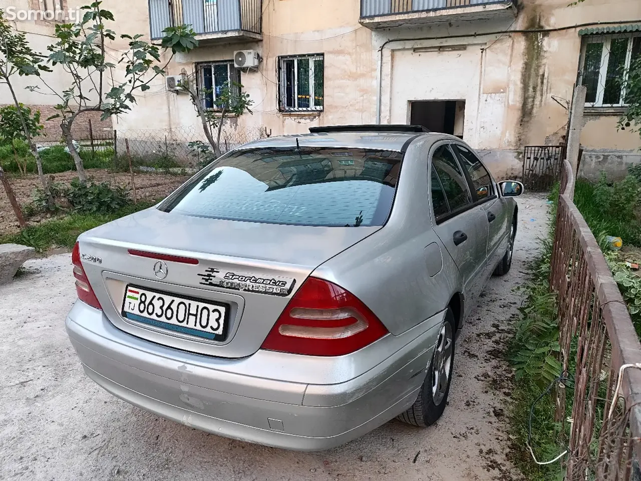 Mercedes-Benz C class 2000 · 2.0 MT