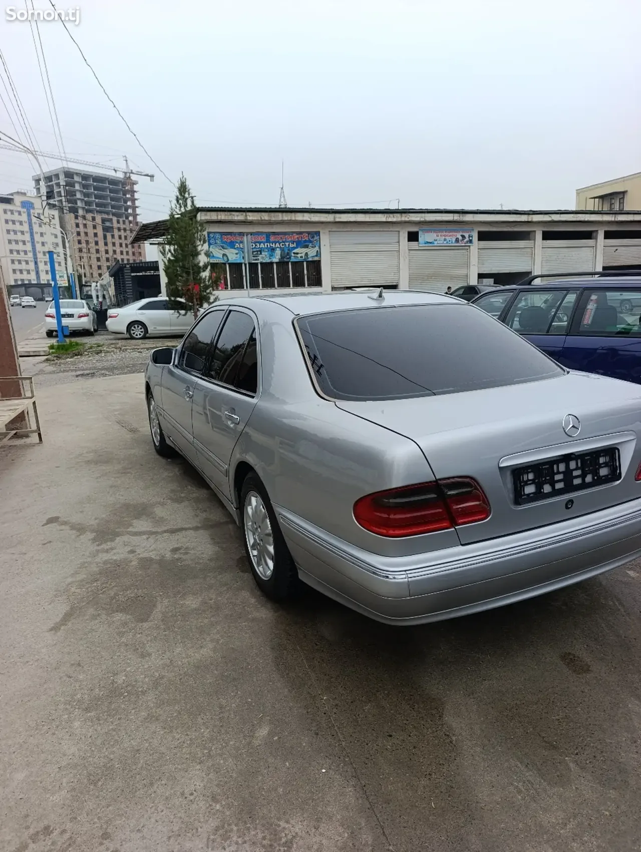 Mercedes-Benz E class 2001 · 2.8 AT