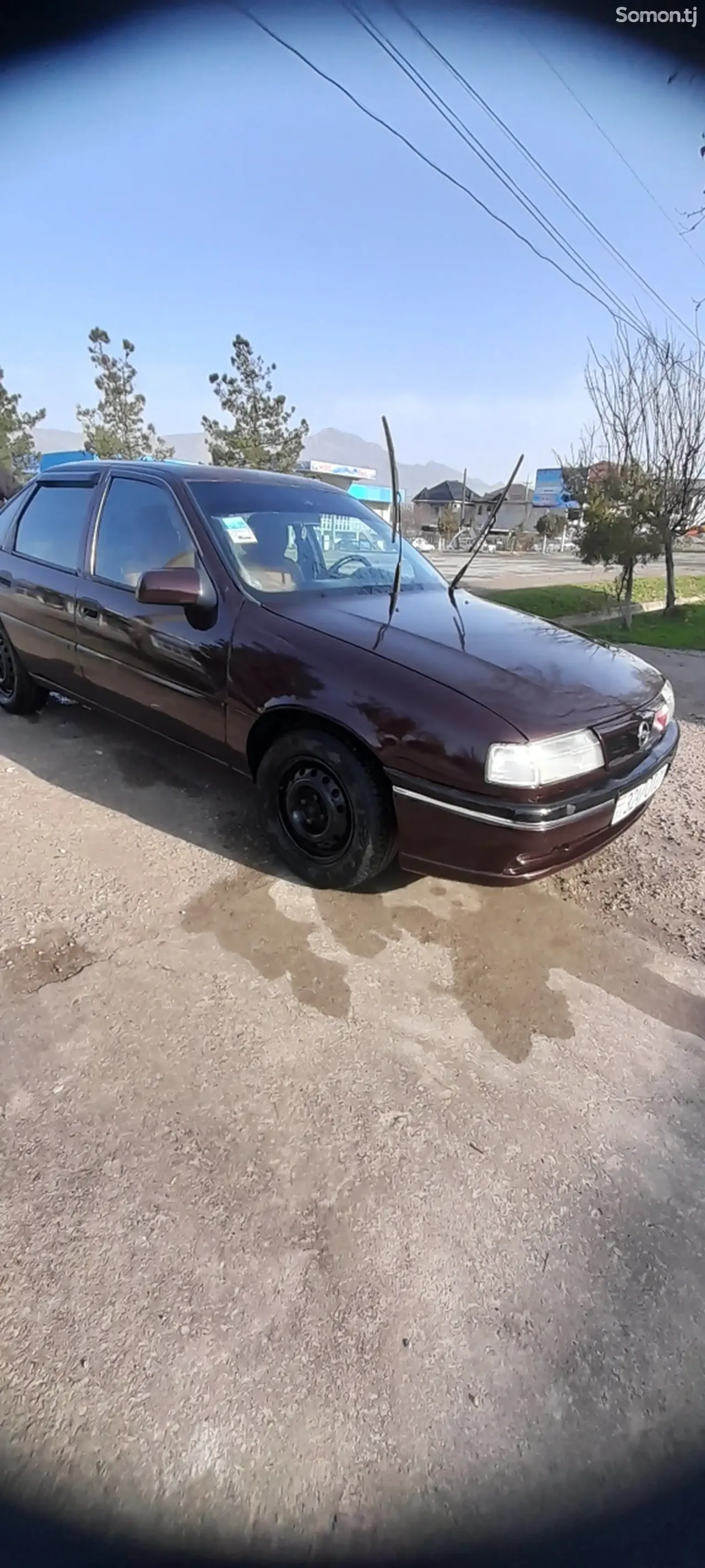 Opel Vectra A 1993 · 1.6 MT