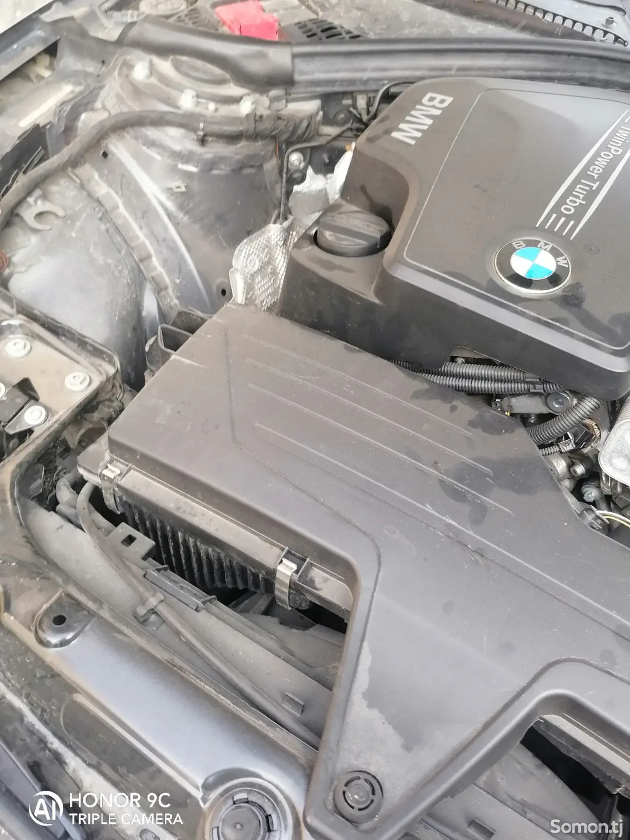 BMW 3 series 2015 · 2.2 AT