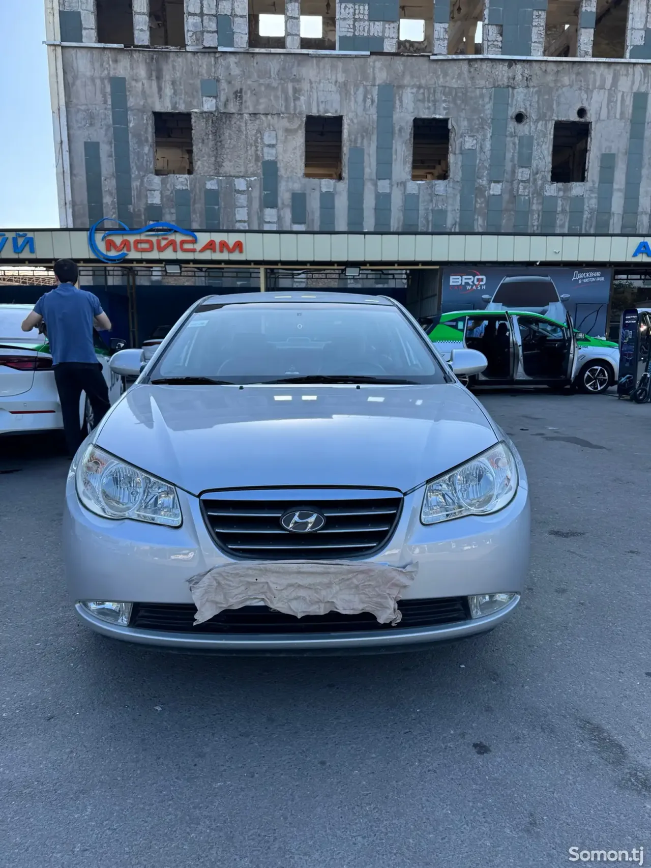 Hyundai Avante 2008 · 1.6 AT