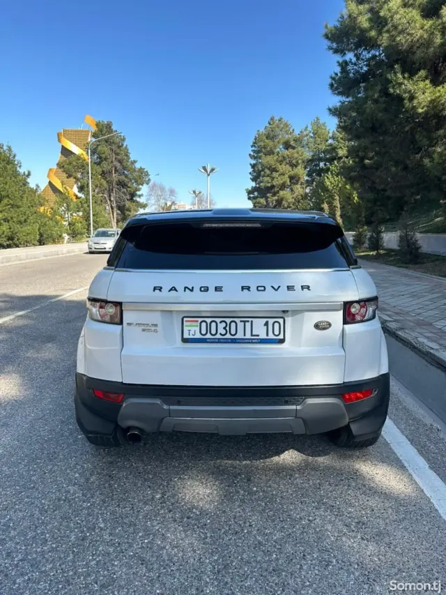 Land Rover Evoque 2013 · 2.2 CVT