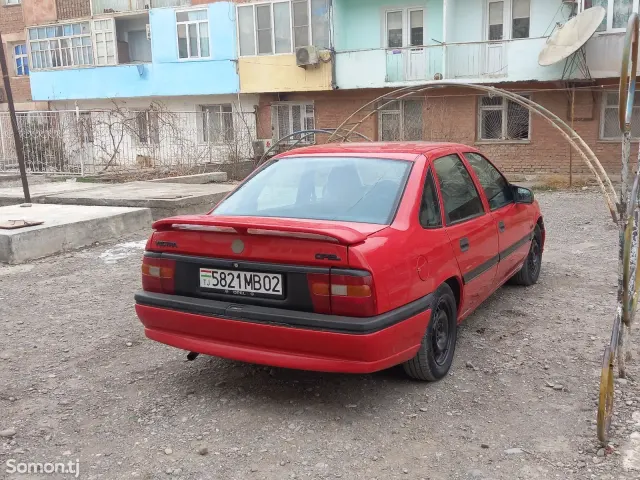Opel Vectra A 1993 · 1.6 MT