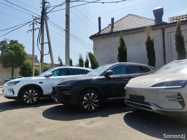 BYD Song Plus 2025 · AT