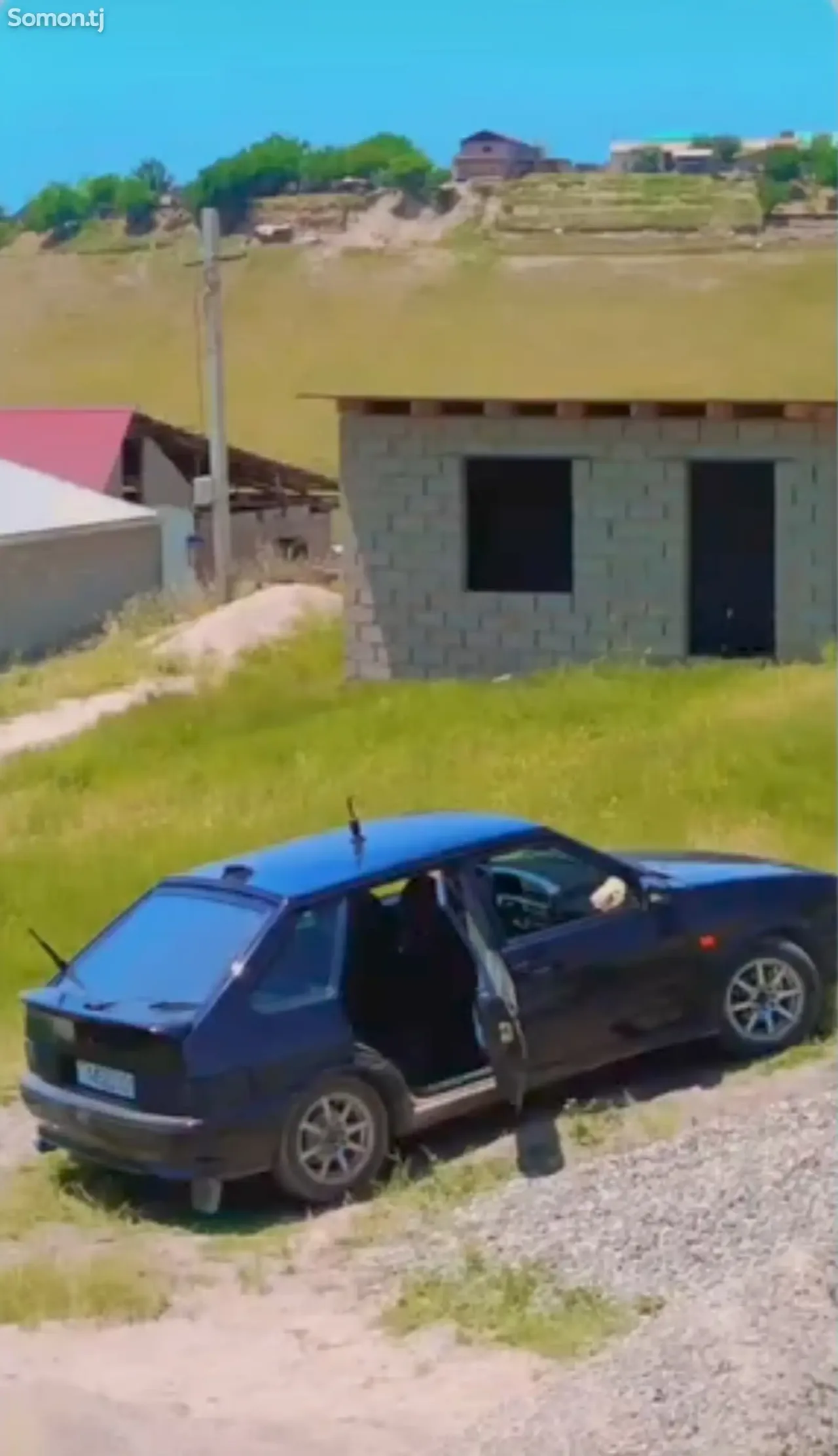 Lada (ВАЗ) 2114 2010 · 1.7 MT