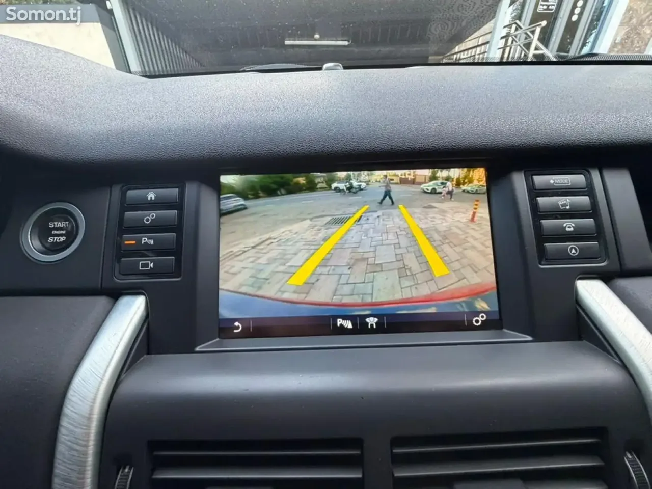 Land Rover Discovery 2016 · 2.0 AT