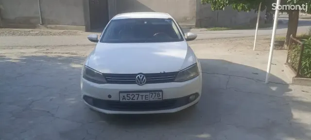 Volkswagen Jetta 2014 · 1.4 MT