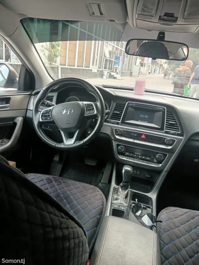 Hyundai Sonata 2019 · 2.0 AT