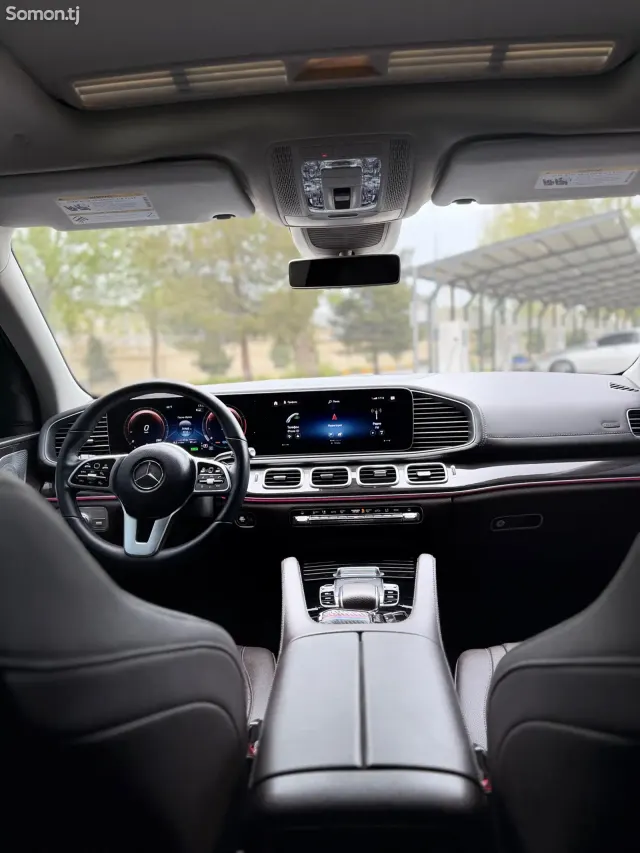 Mercedes-Benz GLS 2021 · 4.5 AT