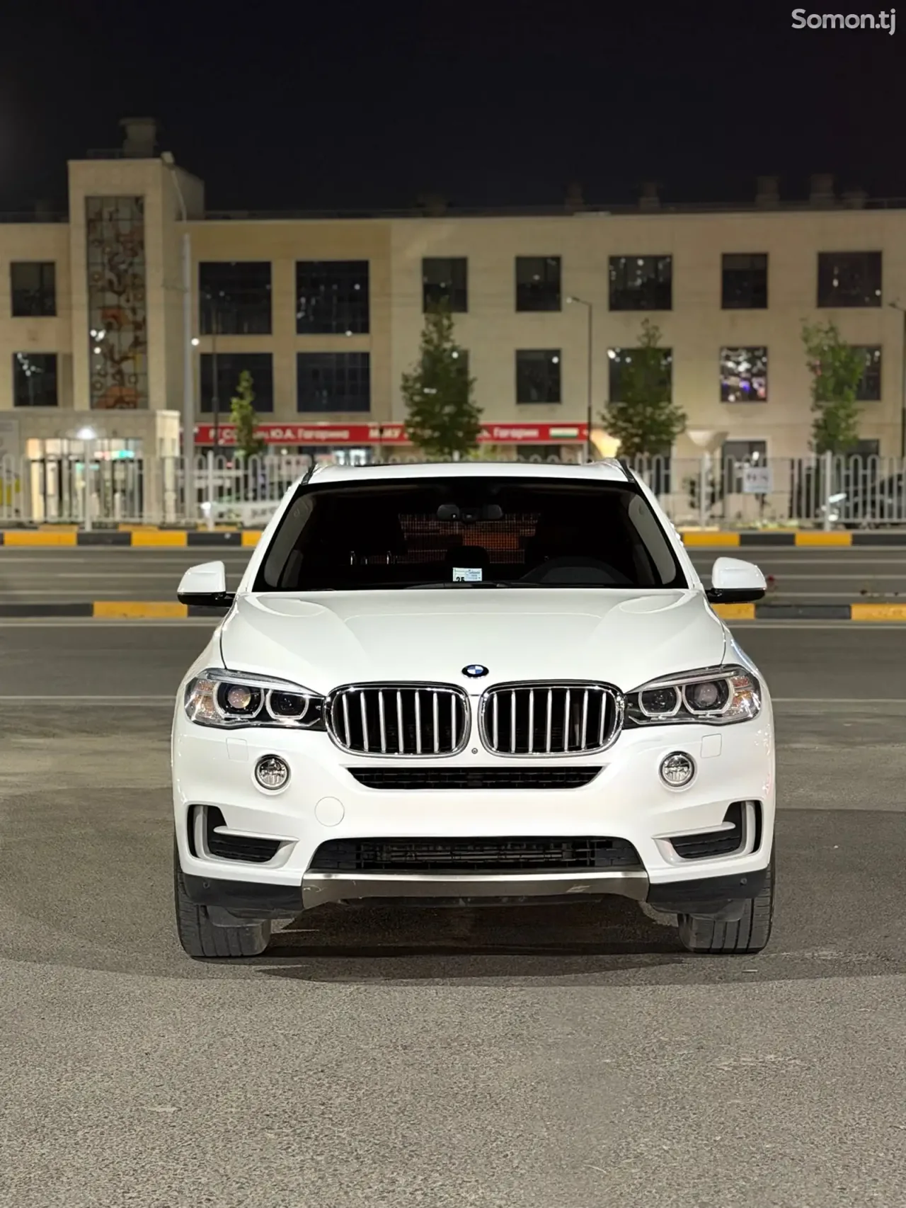 BMW X5 2015 · 3.0 AT