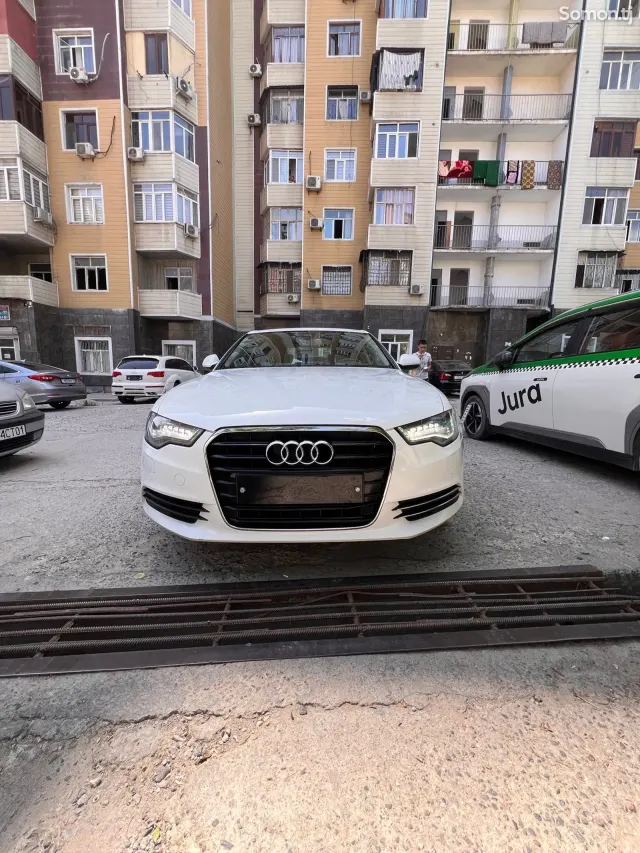 Audi A6 2015 · 2.0 AT