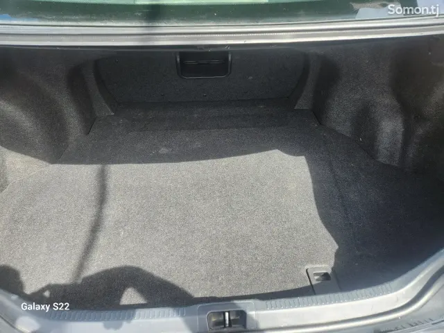 Toyota Camry 2016 · 2.0 AT