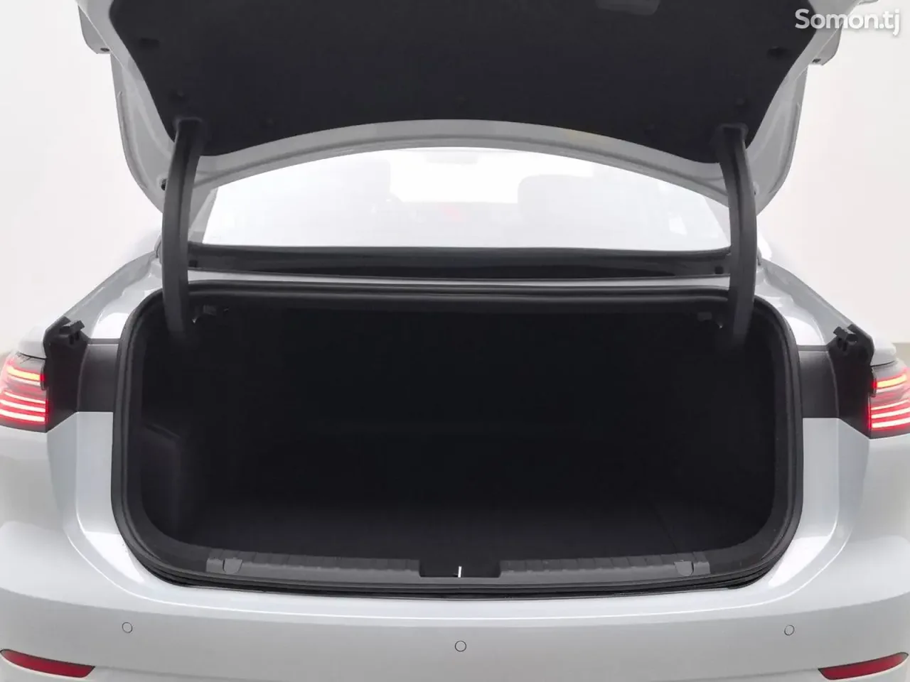 Geely Livan RL7 2026 · 1.5 AT
