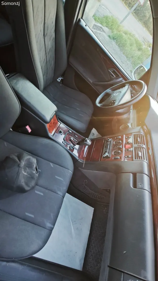 Mercedes-Benz E class 2000 · 2.0 AT